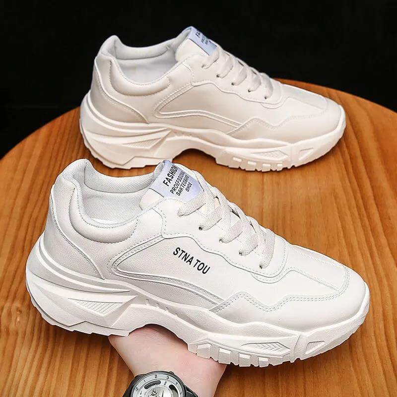Trendy Korean-style men’s athletic footwear