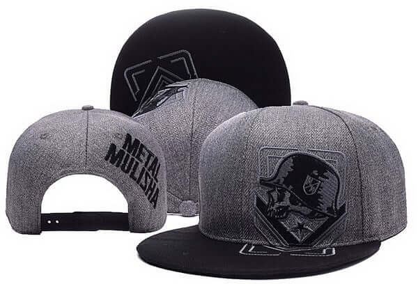Stylish adjustable baseball cap for men and women in gray with a hip hop design and satin weave.