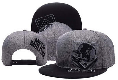 Stylish adjustable baseball cap for men and women in gray with a hip hop design and satin weave.