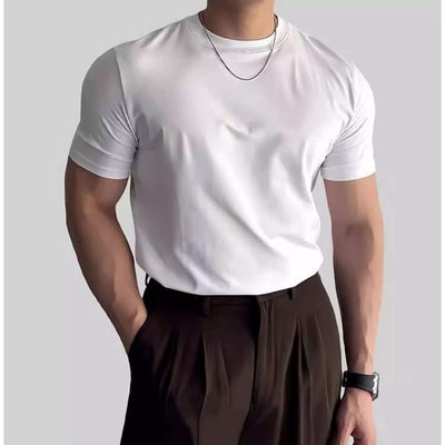 Men's white short-sleeved slim fit t-shirt, perfect for summer sports and fitness activities.