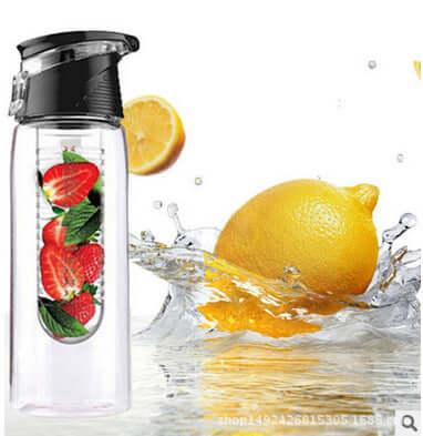 Transparent water bottle filled with lemon and strawberry, ideal for outdoor sports and hydration.