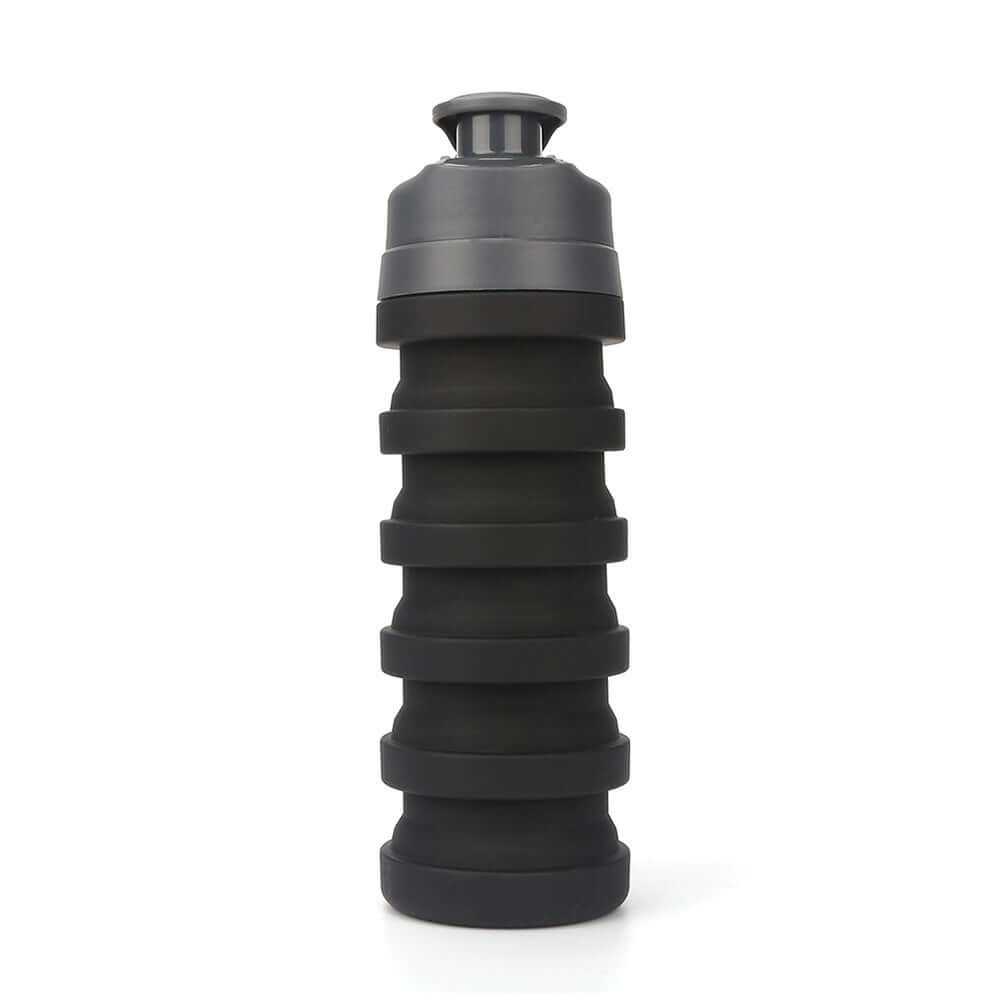 Collapsible water bottle made with BPA-free materials, featuring a durable design and a capacity of 500ml for outdoor activities.