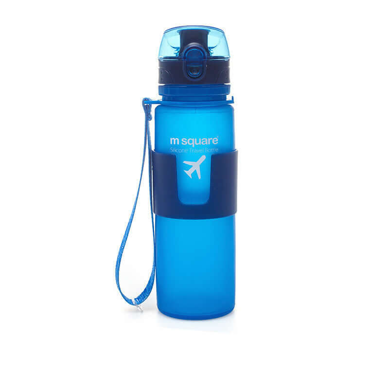 Lightweight blue sports water bottle made of platinum silicone, perfect for outdoor activities and hydration.