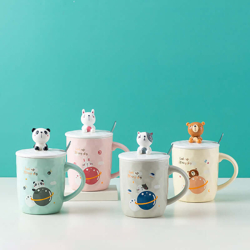 Colorful animal cartoon mugs with lids and spoons, suitable for household use, perfect for all ages and occasions.