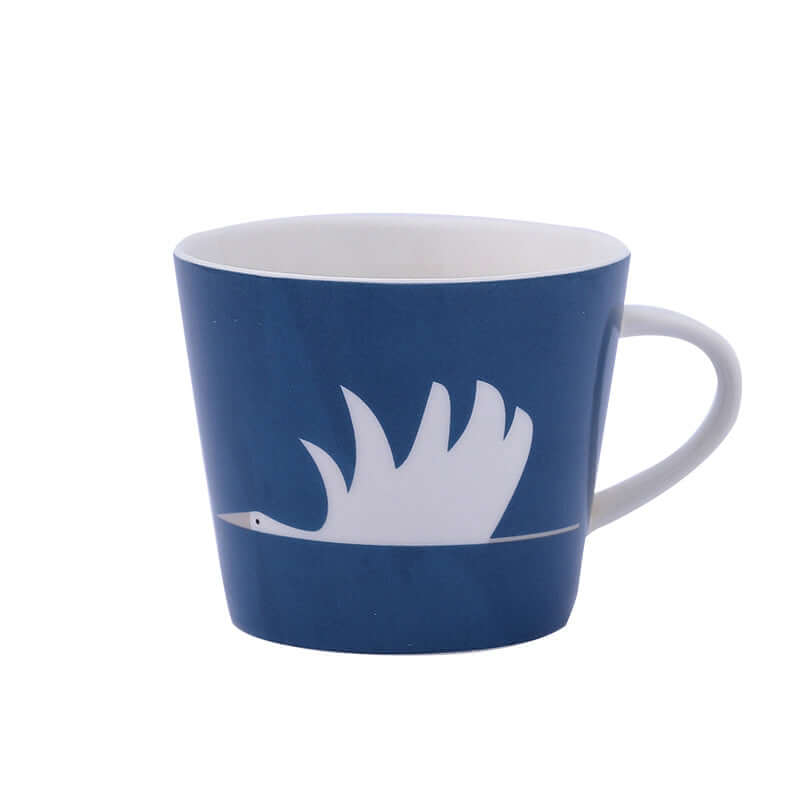 Ceramic coffee mug featuring a swan design, perfect for couples who love Nordic style.
