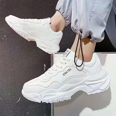 Casual low-top sports shoes for students