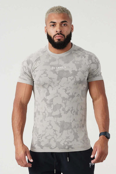 Lightweight camouflage sports tee for men